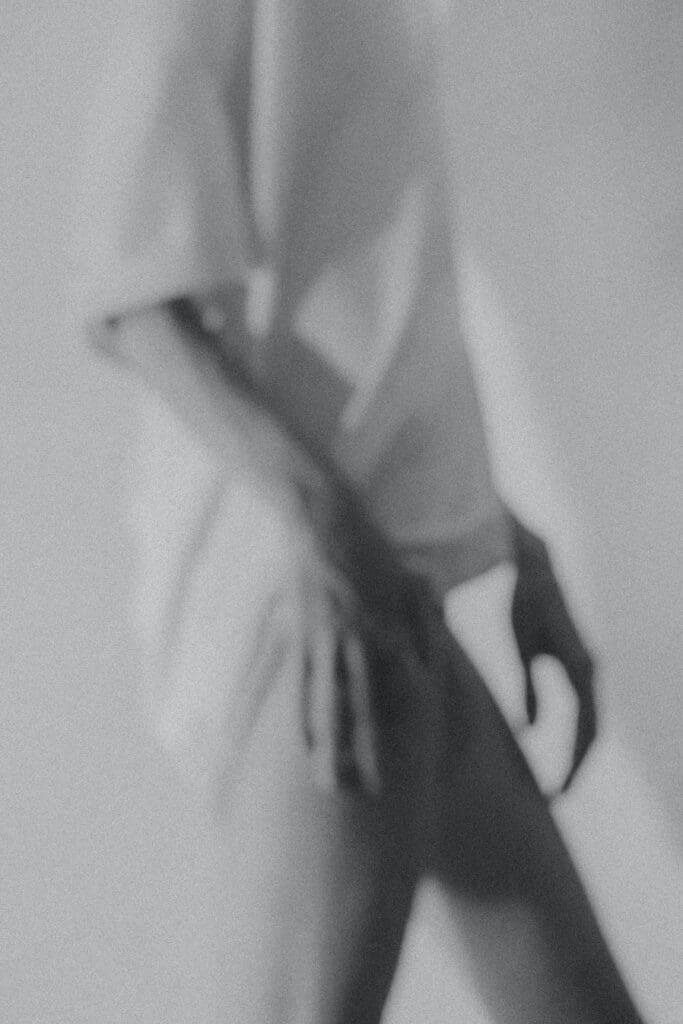 White tee in silhouette. Black and white calm. 